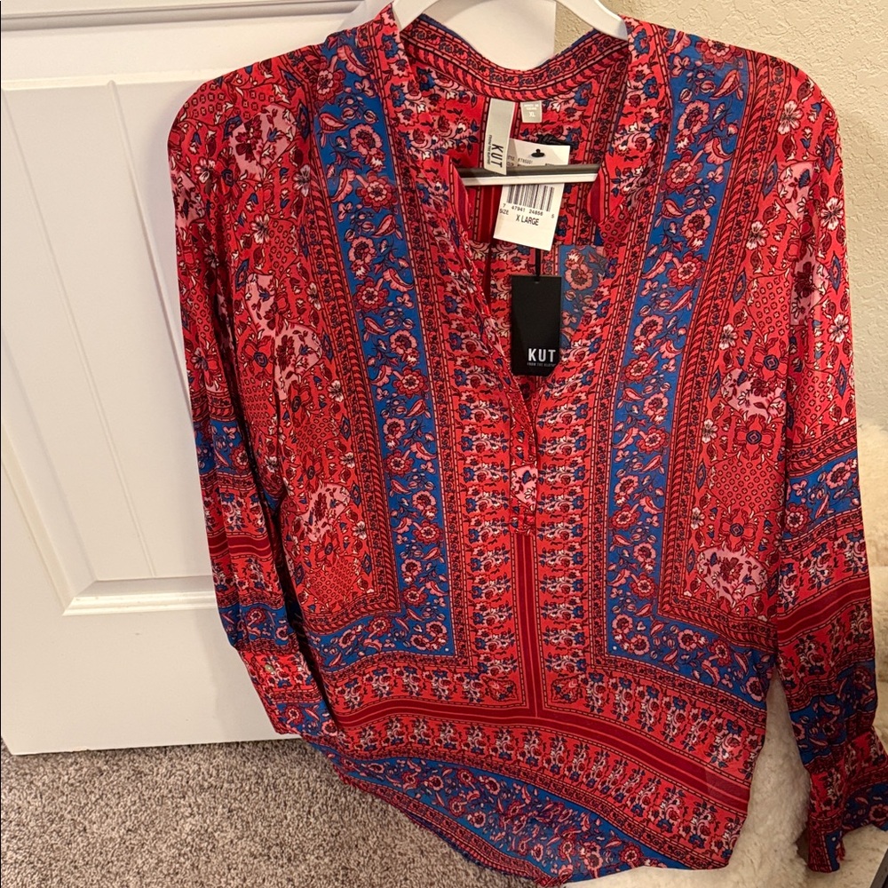 Kut from the Kloth Vibrant Red and Blue Blouse